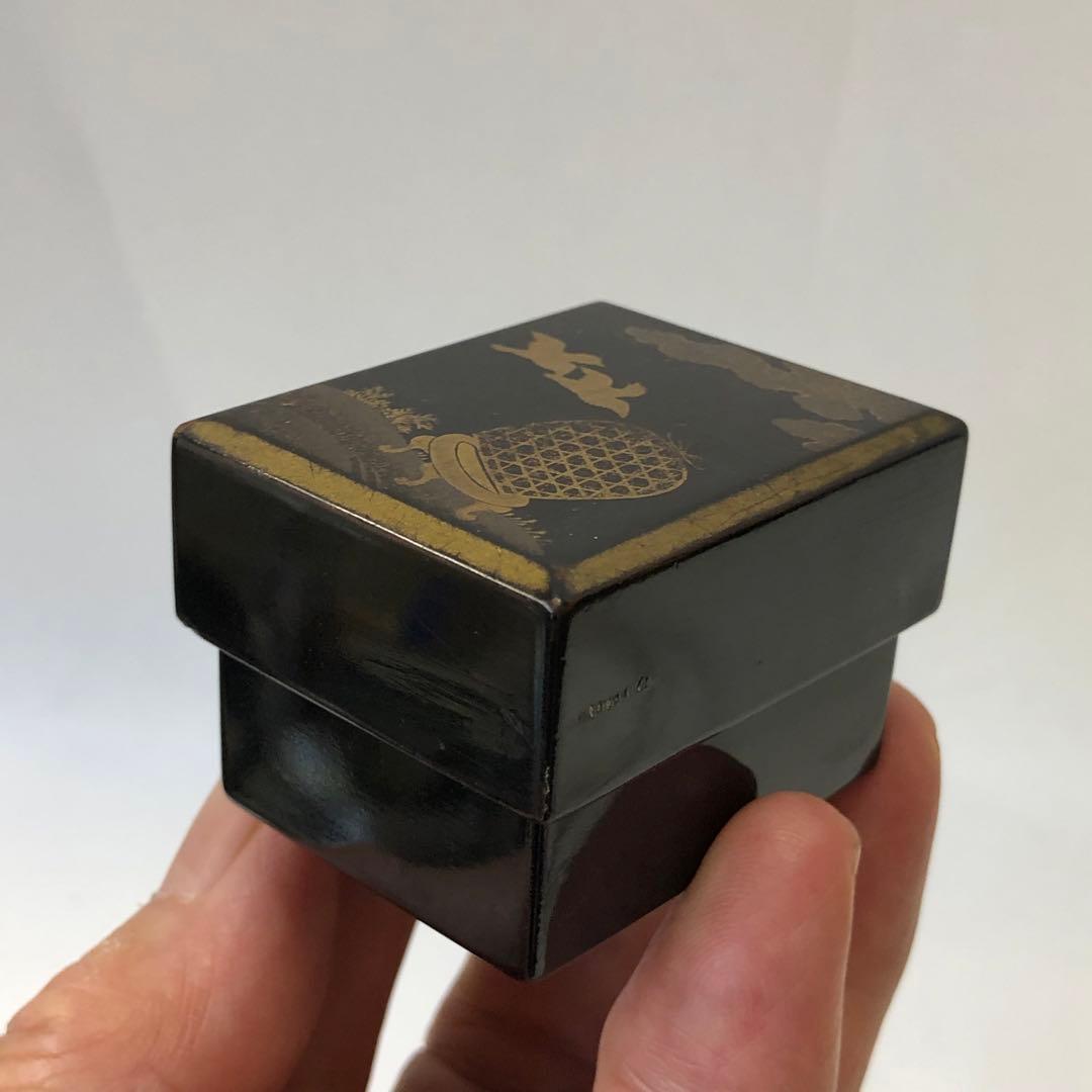 骨董品　箏爪箱　漆器小箱　金蒔絵鳥籠図柄　アンティーク　木製　小物入