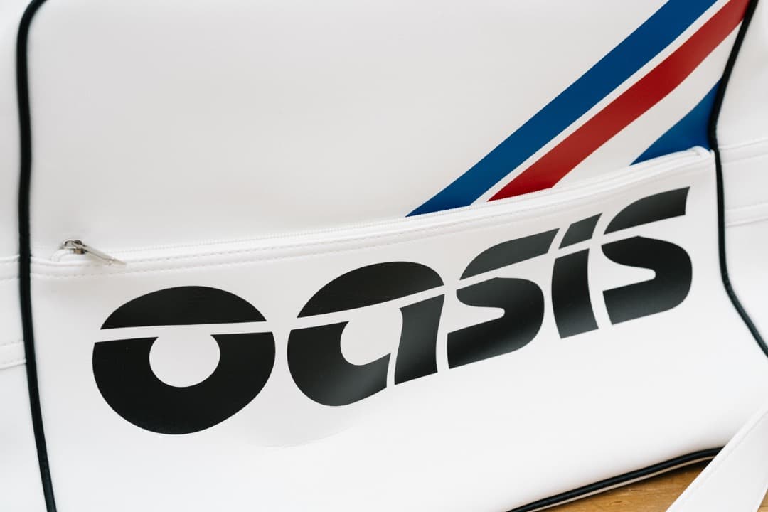 Oasis 30周年 ショルダーバッグ 限定 オアシス