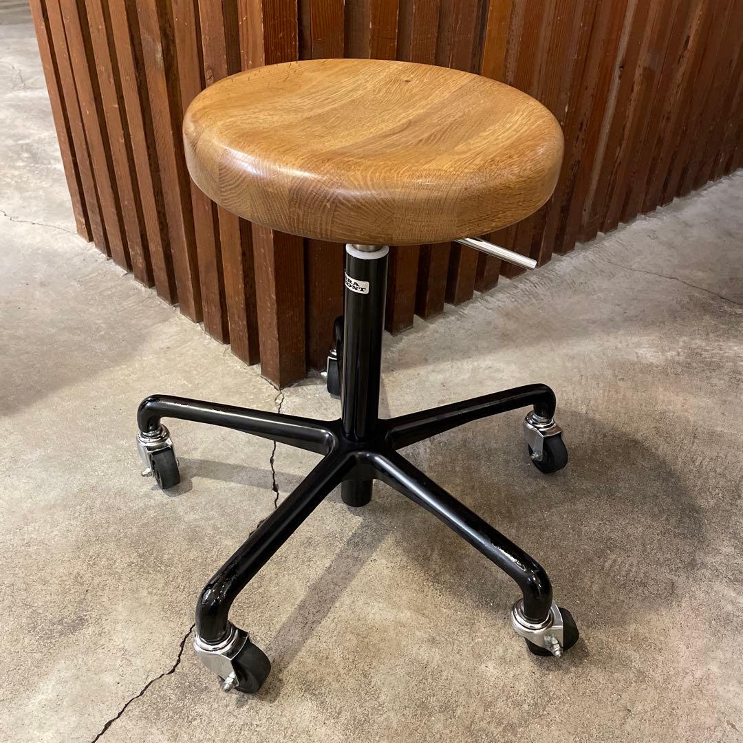 タカラベルモント　スツール