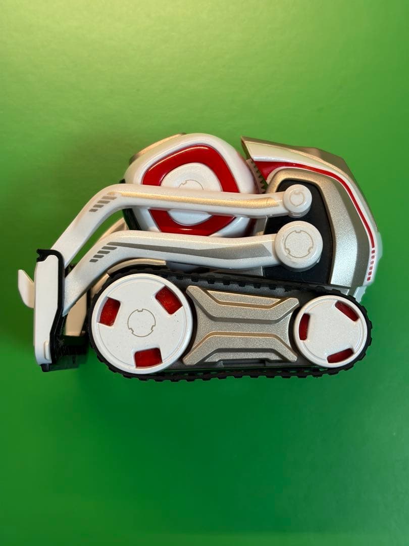 Anki Cozmo ロボット型おもちゃ