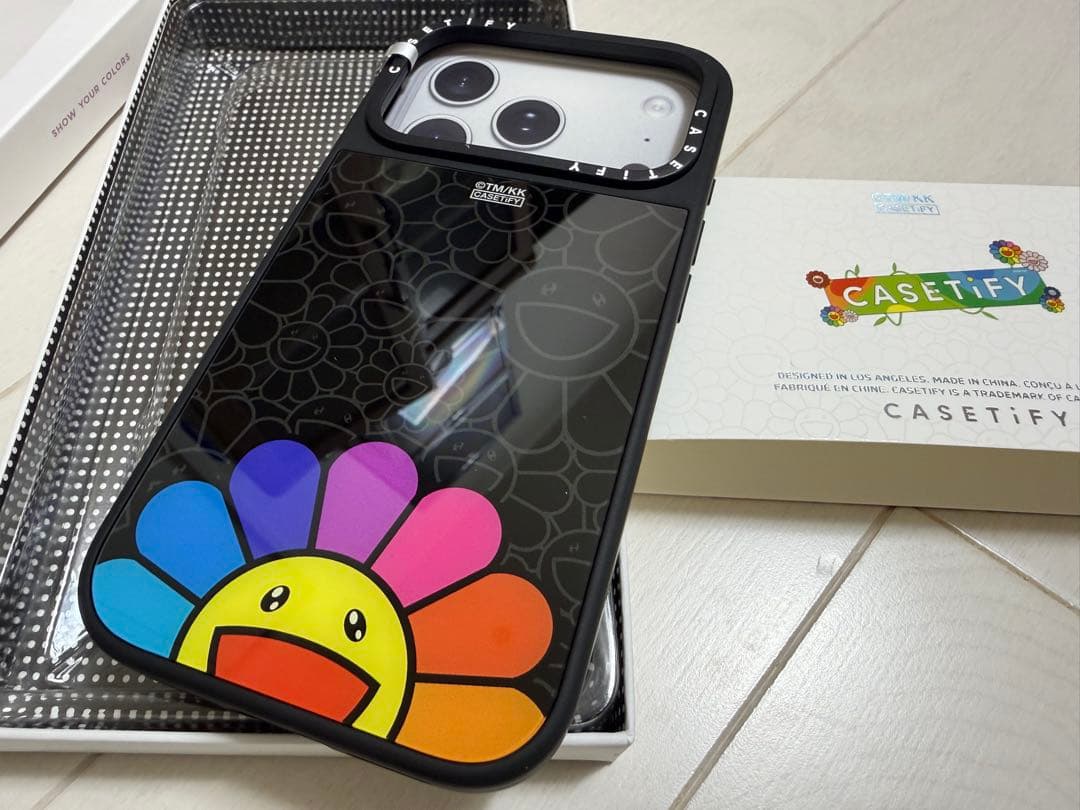 公式サイト購入品 CASETiFY スマイルiPhone17pro 村上隆