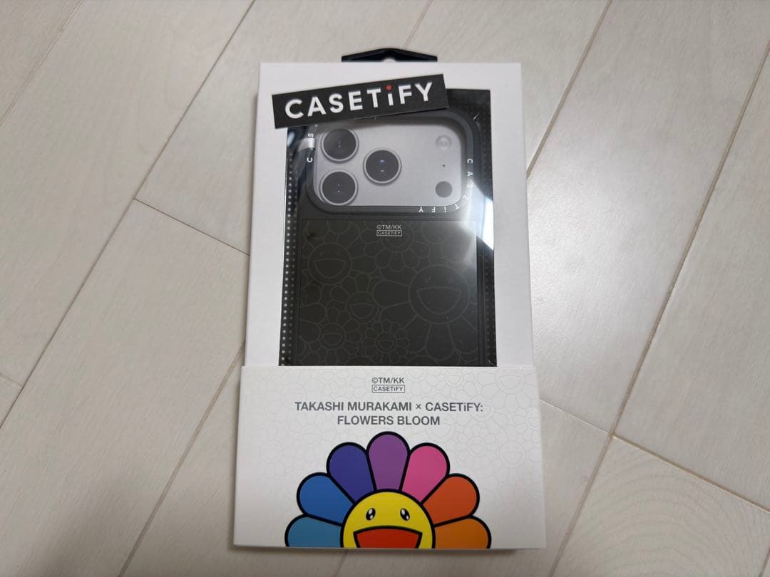 公式サイト購入品 CASETiFY スマイルiPhone17pro 村上隆