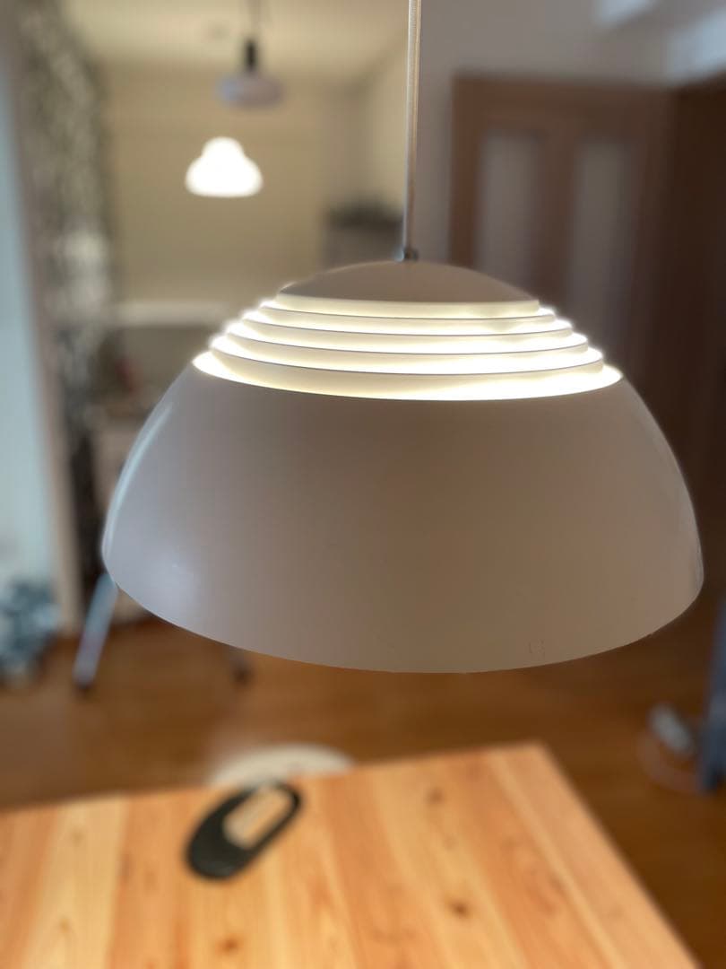 louis poulsen ルイスポールセン AJロイヤル 370