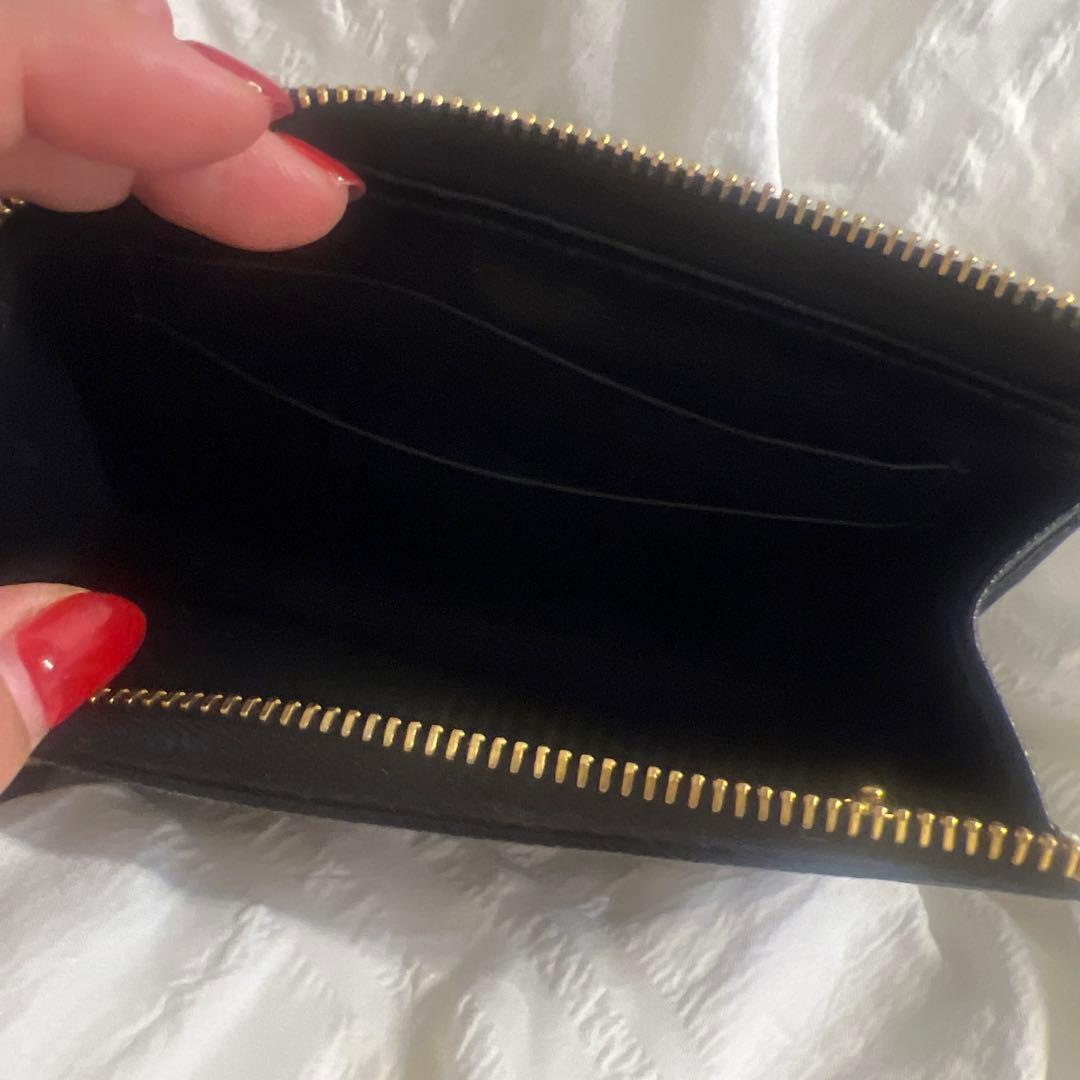 美品 プラダ ケース コンパクトウォレット ブラック サフィアーノレザー