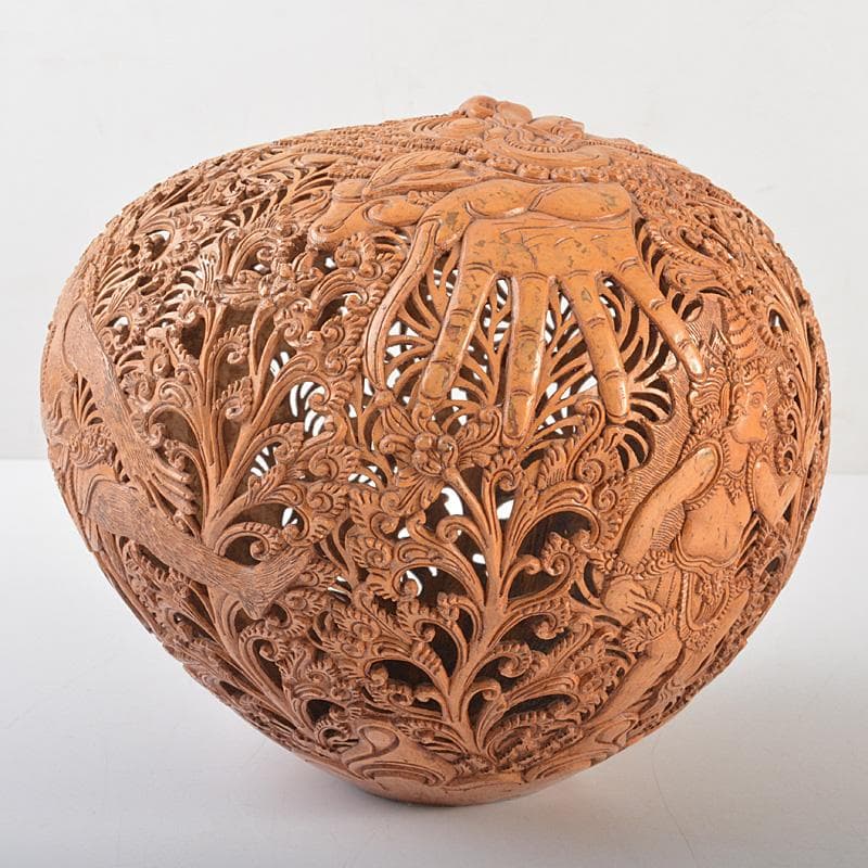 仏教美術　椰子の実彫刻　神獣透　ランプシェード　C　R7318