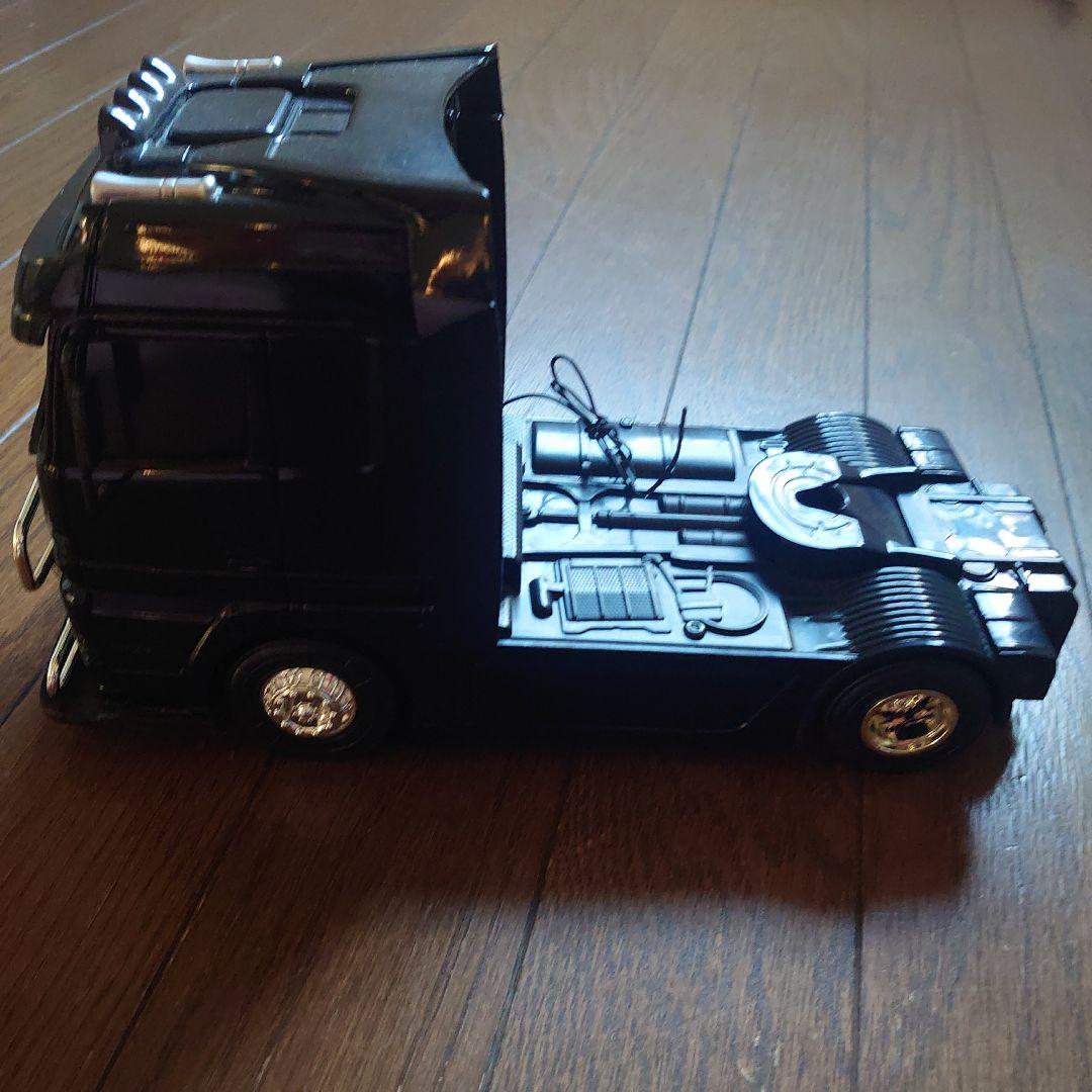 ホビーラジコン Mercedes-Benz ACTROS