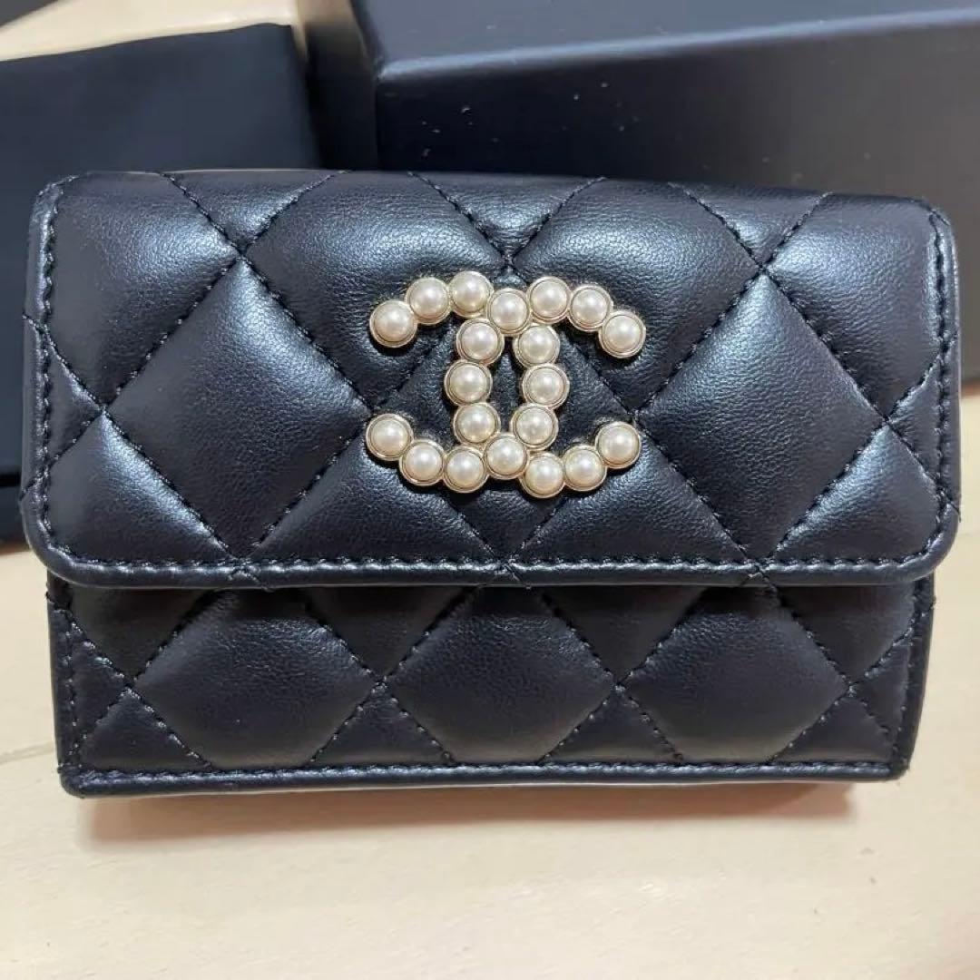 CHANEL ラムスキン スモールフラップウォレット AP3808 ブラック
