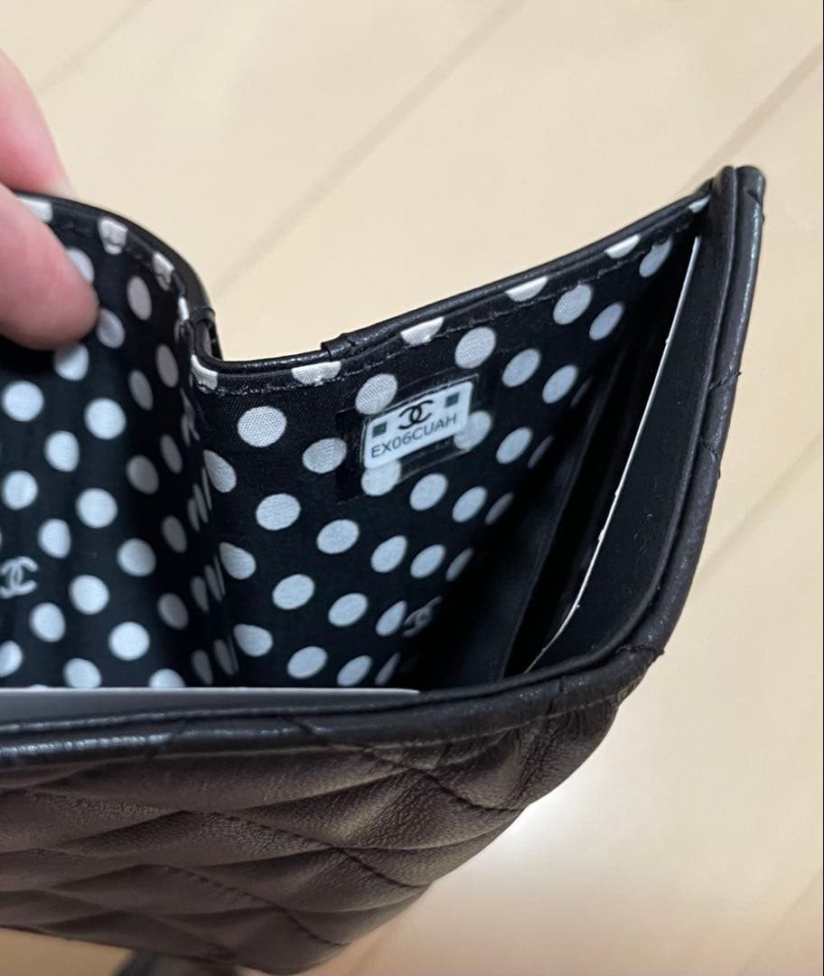 CHANEL ラムスキン スモールフラップウォレット AP3808 ブラック
