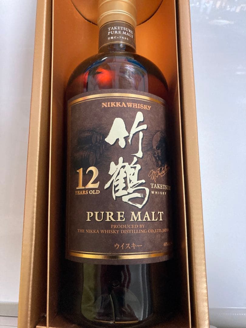 ニッカウイスキー竹鶴12年ピュアモルト　容量700mlです。希少な商品です。