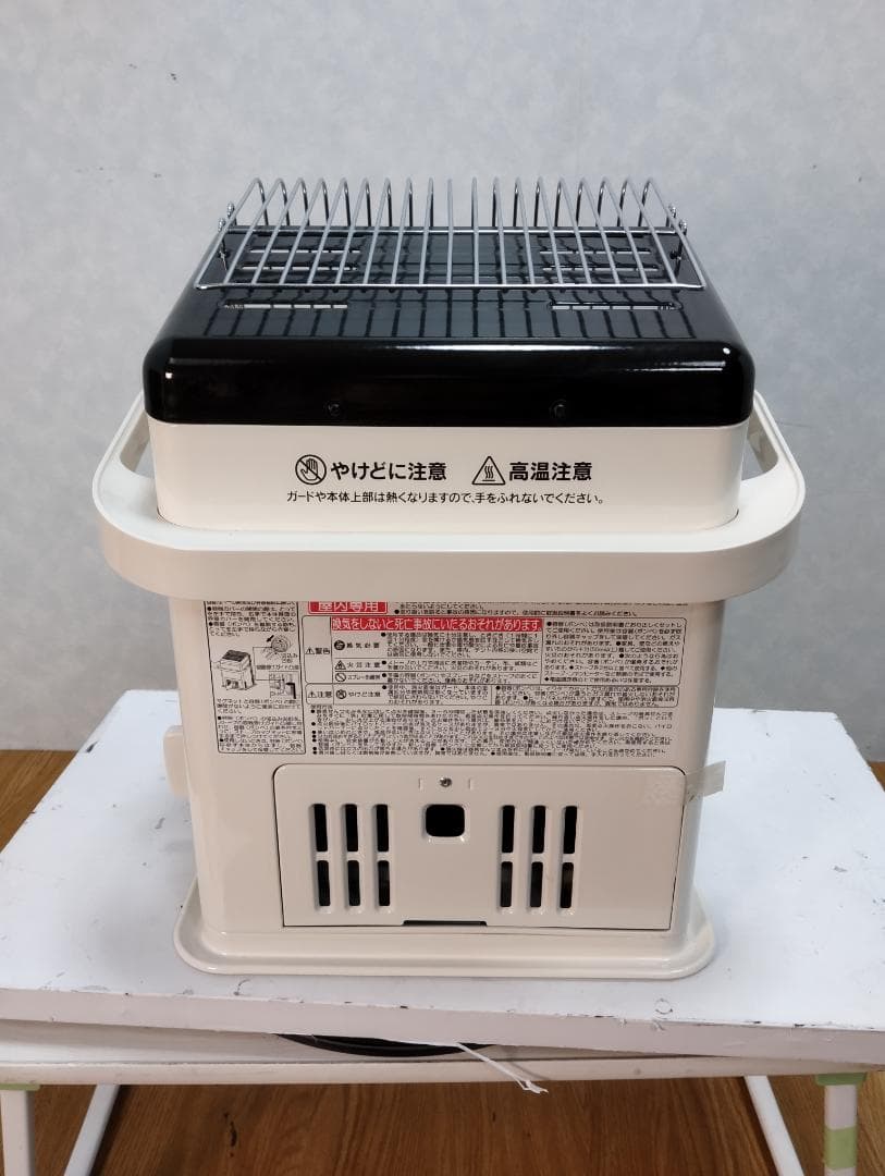 Y☆220 イワタニ カセットガスストーブ CB-STV-DKD