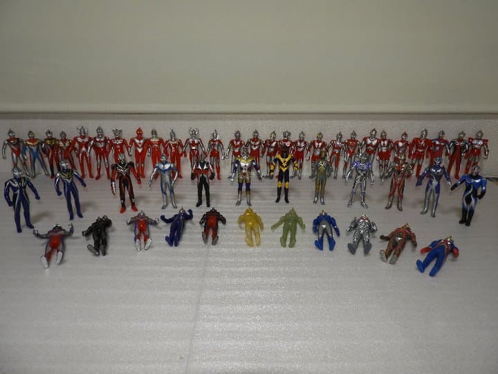 ウルトラマンソフビ50体