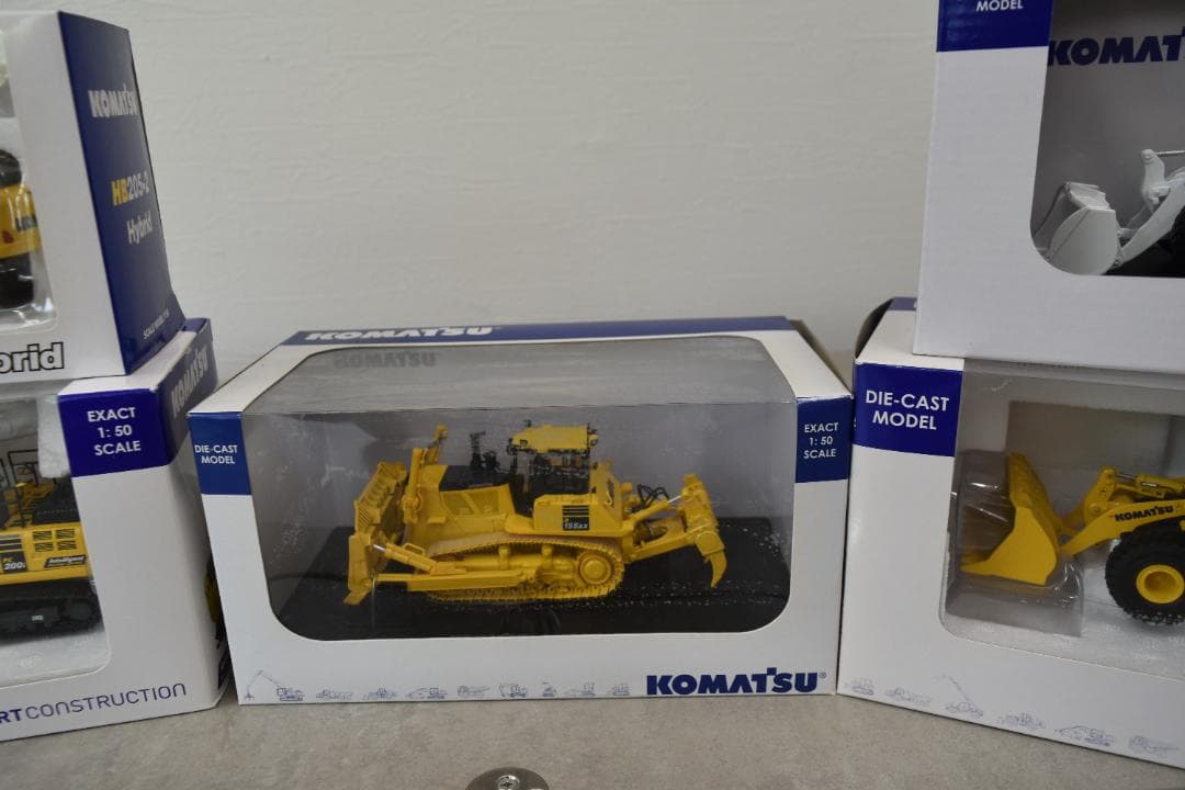 倫*郎様 KOMATSU 1/50ミニチュアセット