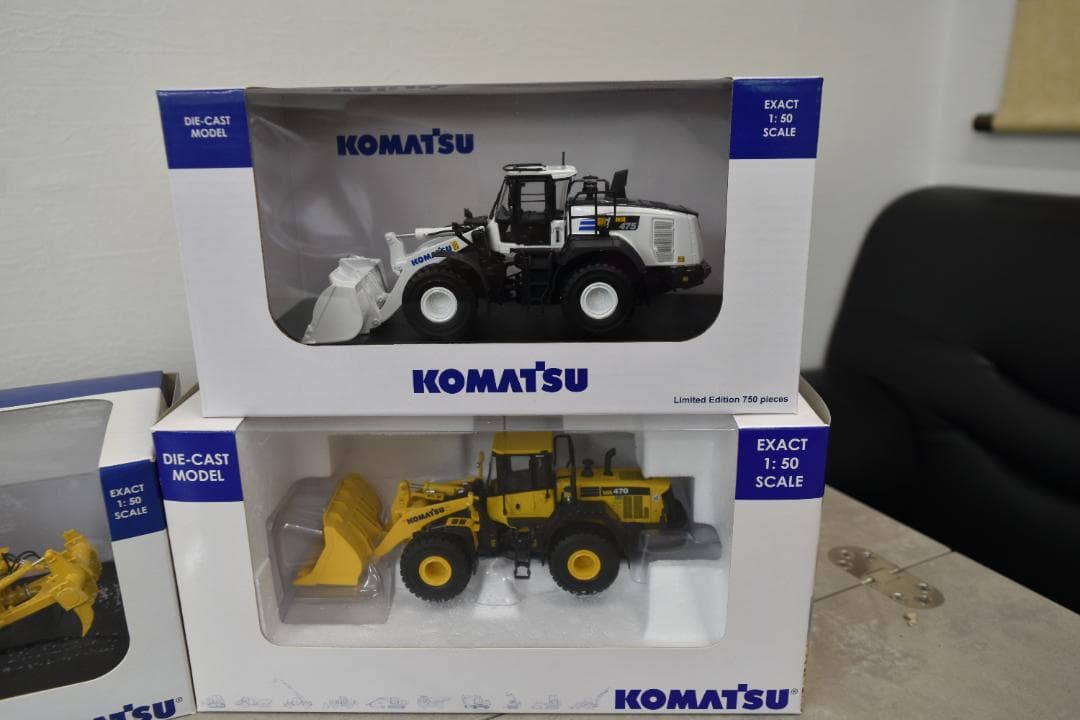倫*郎様 KOMATSU 1/50ミニチュアセット