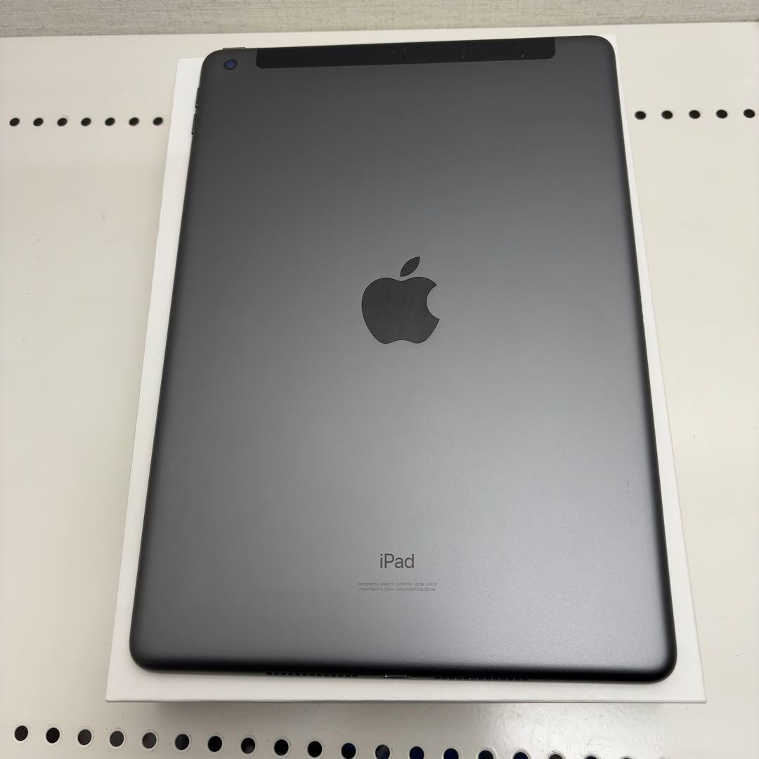 早い者勝ち　バッテリー良好　iPad 第8世代　32GB