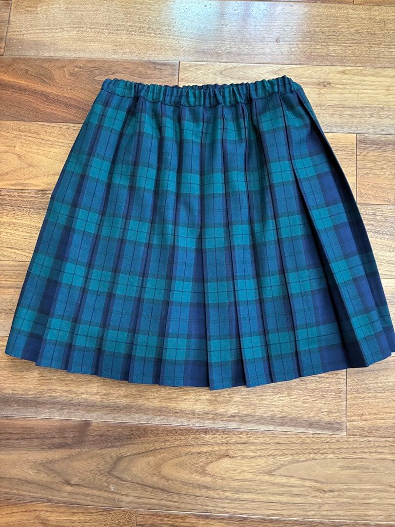 【現行品　美品】ファミリア　150 プリーツスカート　女の子　familiar