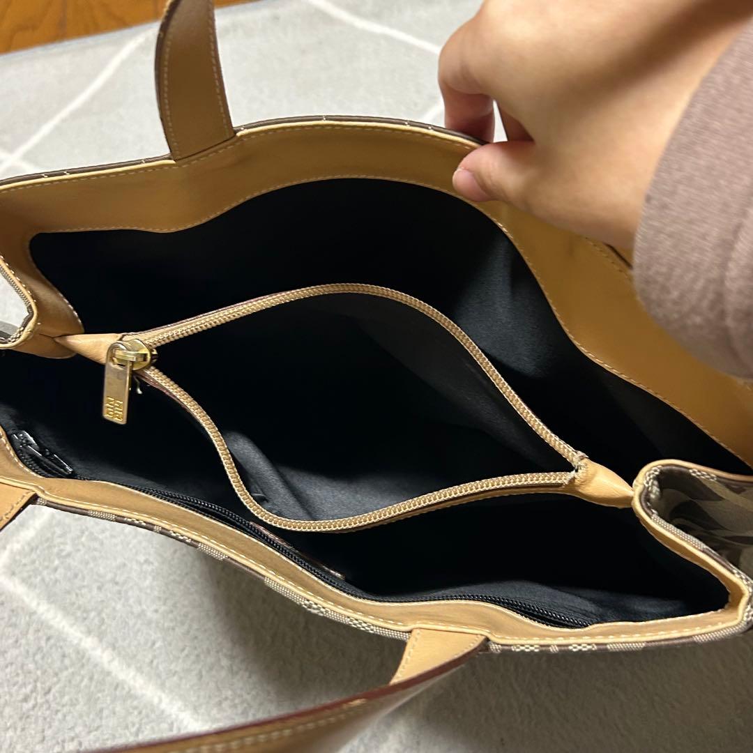 Givenchy ダイヤモンドパターン トートバッグ