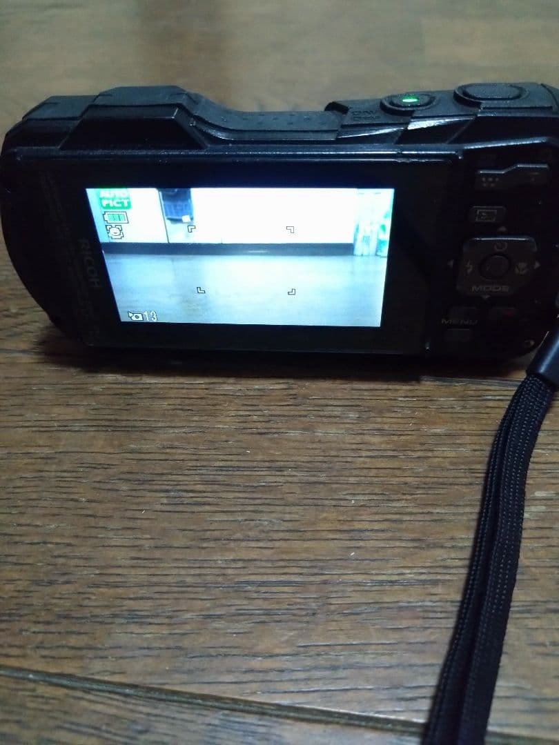 値下げ　RICOH WG-40 コンパクトデジタルカメラ