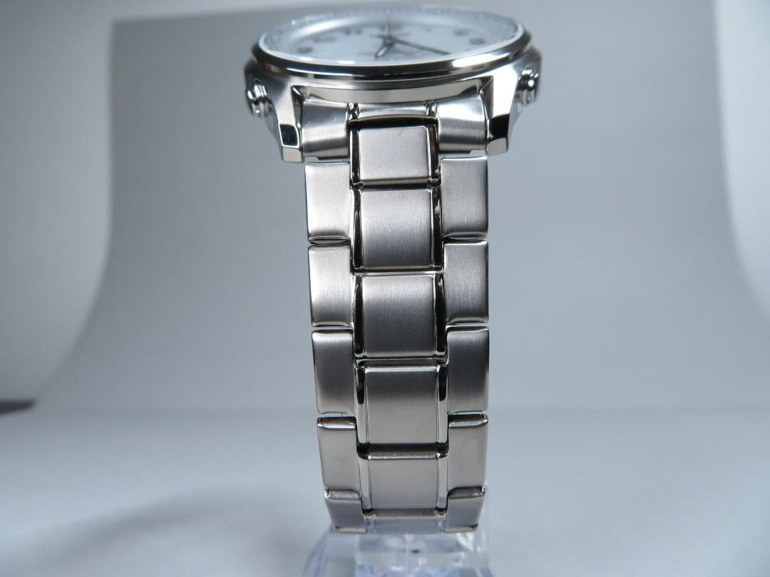 未使用 サファイアガラス チタン ウェーブセプター上位 シルバー リニエージ