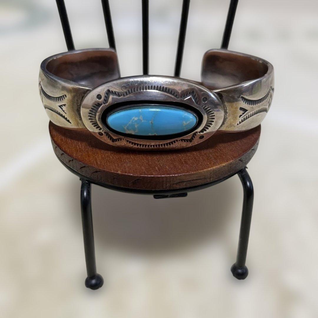 Navajo （ナバホ）ターコイズ シルバーカフブレスレット