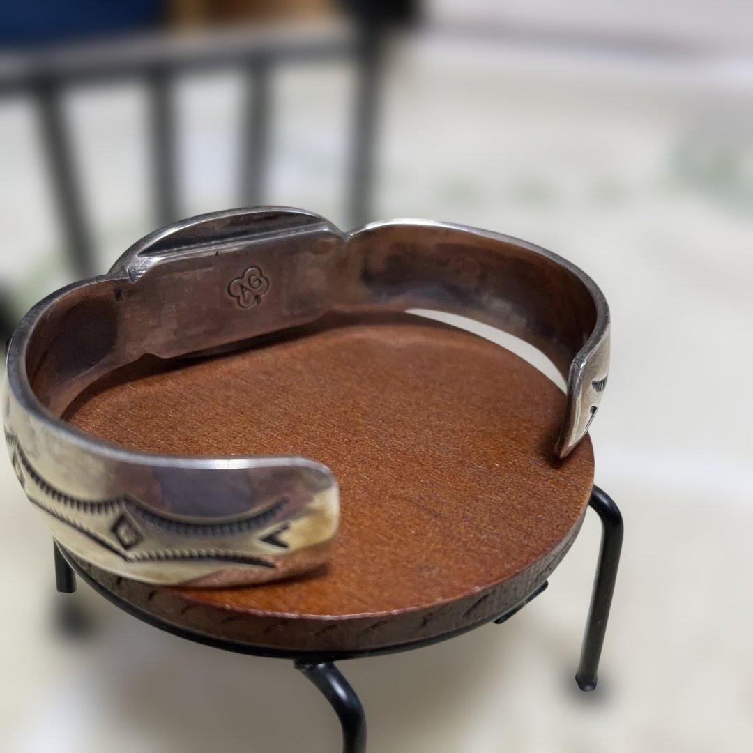 Navajo （ナバホ）ターコイズ シルバーカフブレスレット