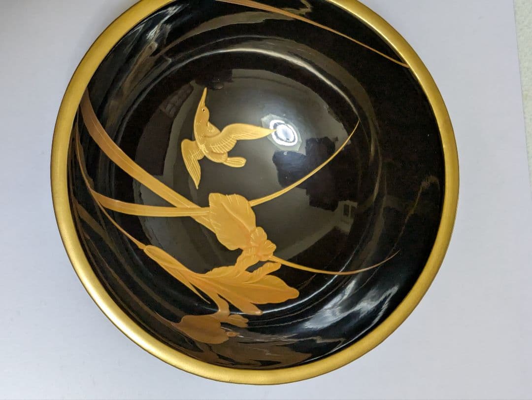 漆器 菓子器 黒と金の装飾