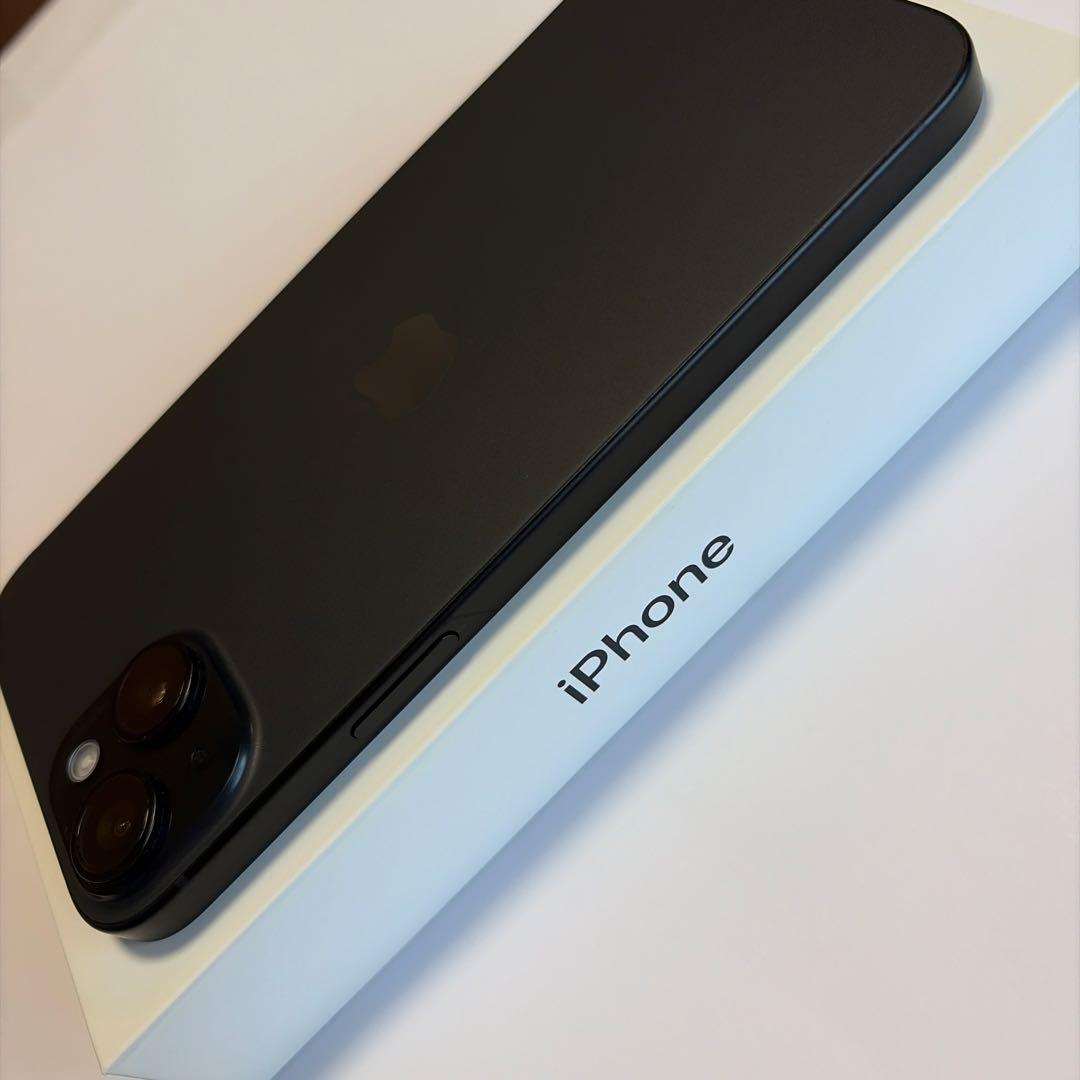 Apple iPhone 15 Plus 512GB ブラック SIMフリー美品