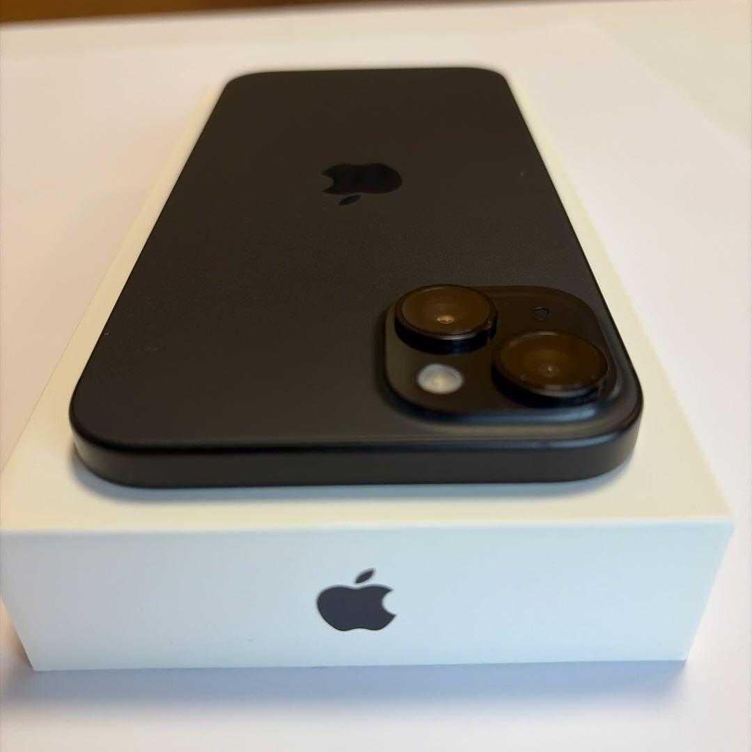 Apple iPhone 15 Plus 512GB ブラック SIMフリー美品