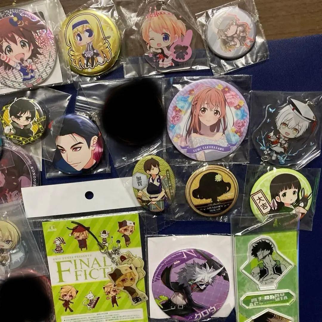 缶バッジ他37点まとめ売り