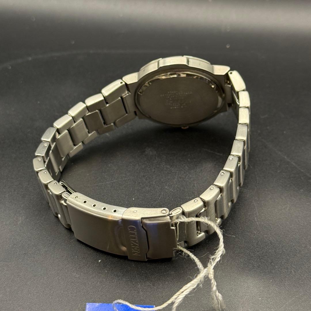 デッドストック CITIZEN Eco-Drive E100 メンズ 稼働品