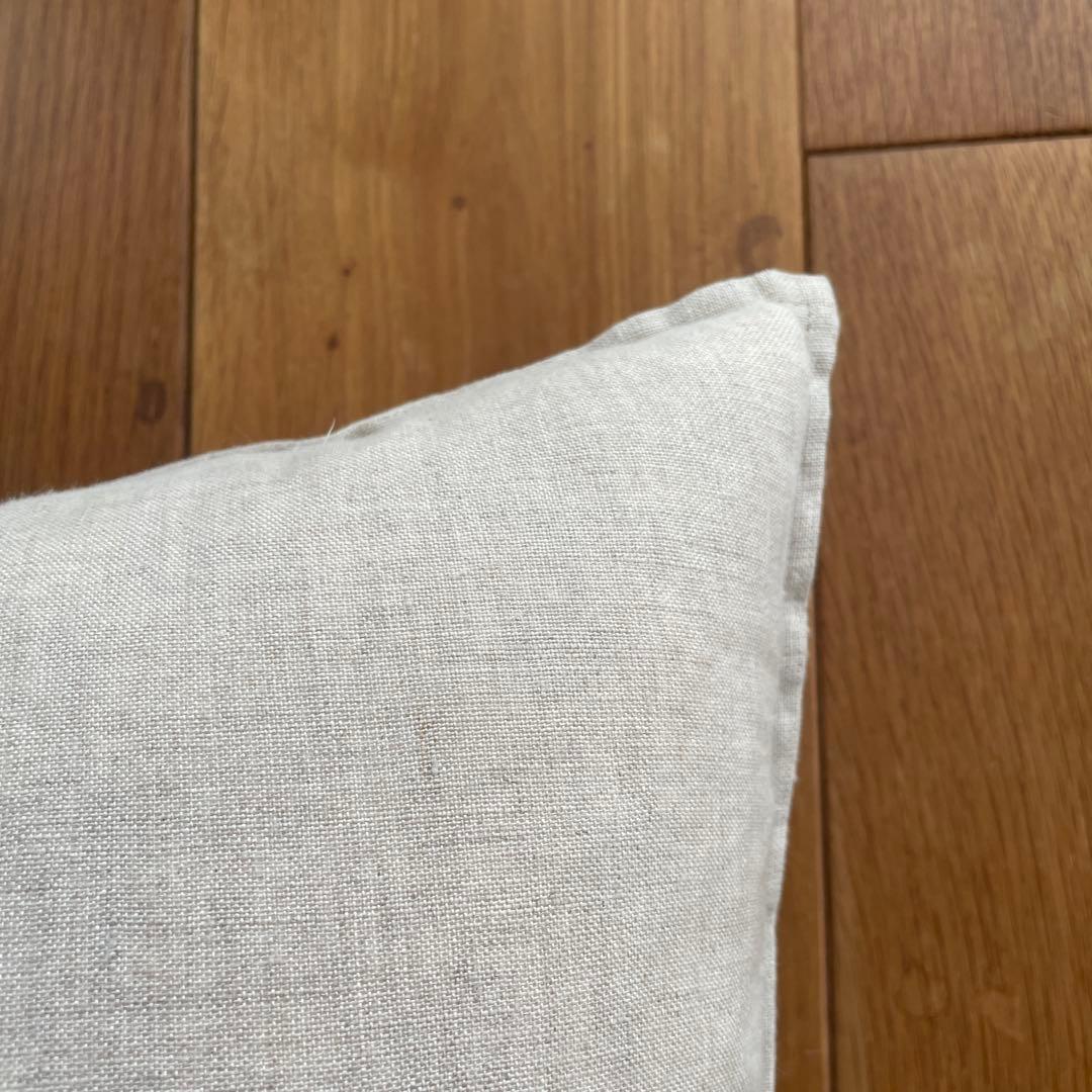 CORAL & TUSK 刺繍クッション