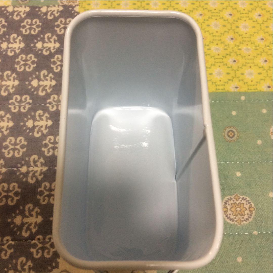 未使用 ドッグフード キャニスター 容器 琺瑯 犬 サプリメント クッキー