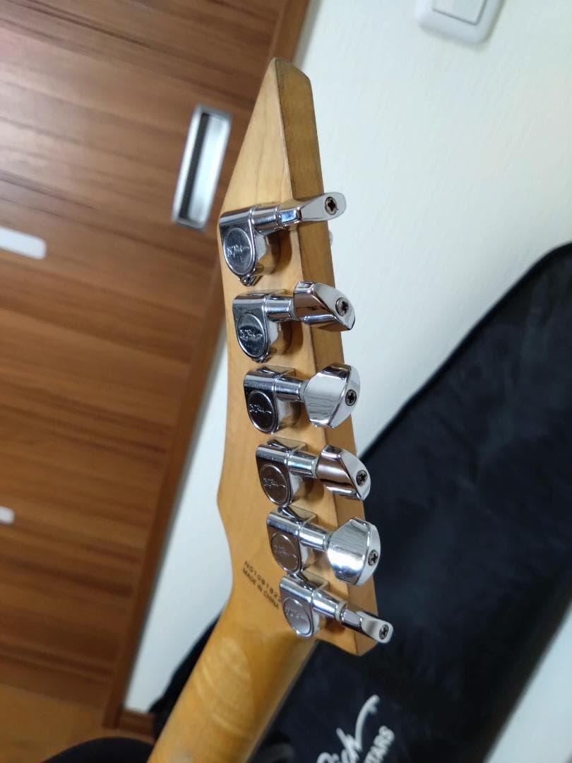 【remさん専用】B.C. Rich ASM 1 ブラックラメ入 エレキギター