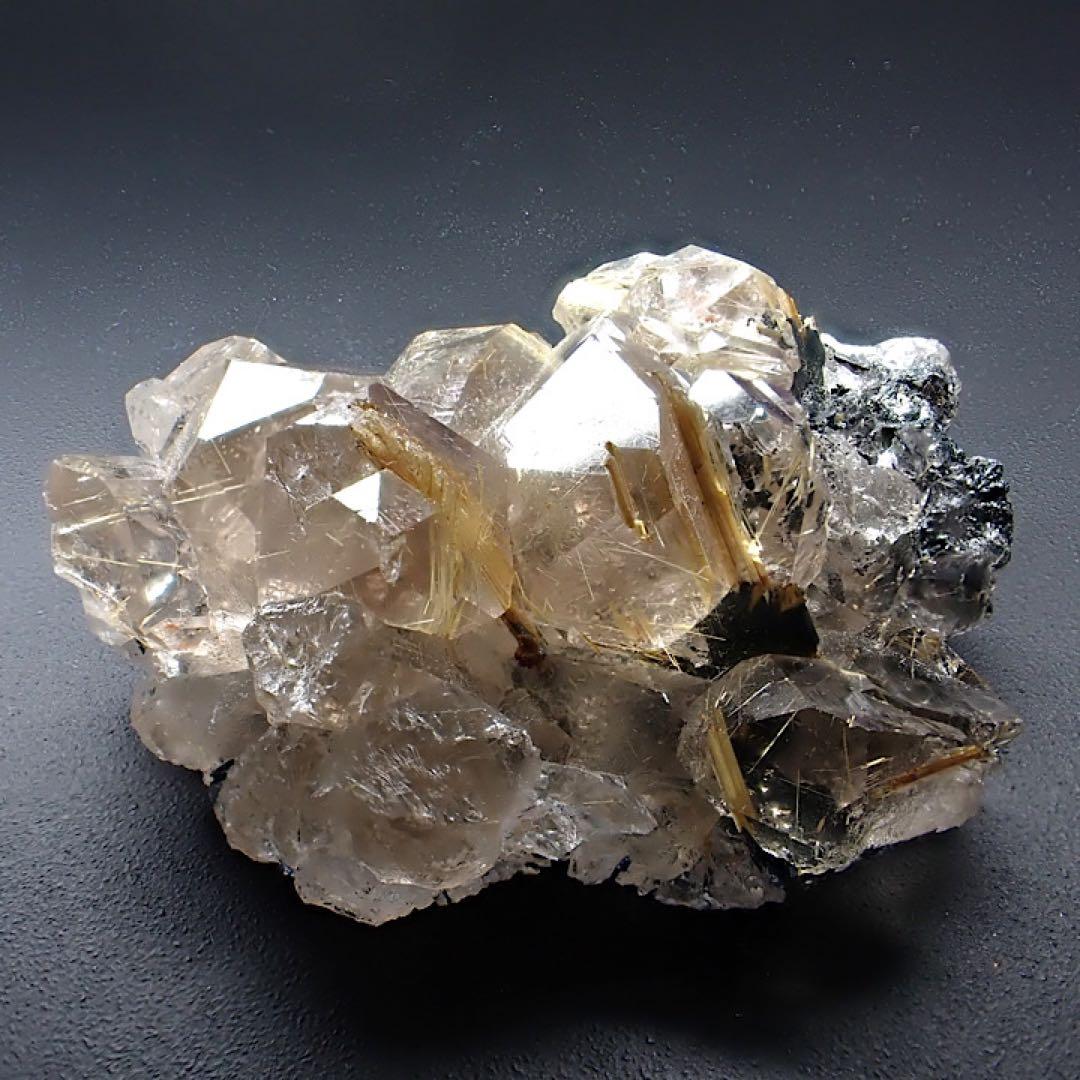 【ブラジル産】ルチルオンヘマタイトインクォーツ