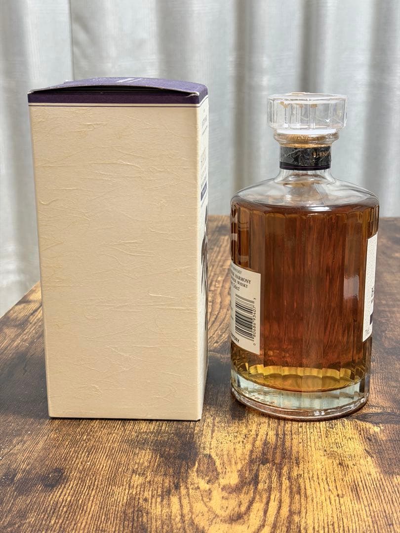 【免税店限定】響 ジャパニーズハーモニー マスターズセレクト 700ml