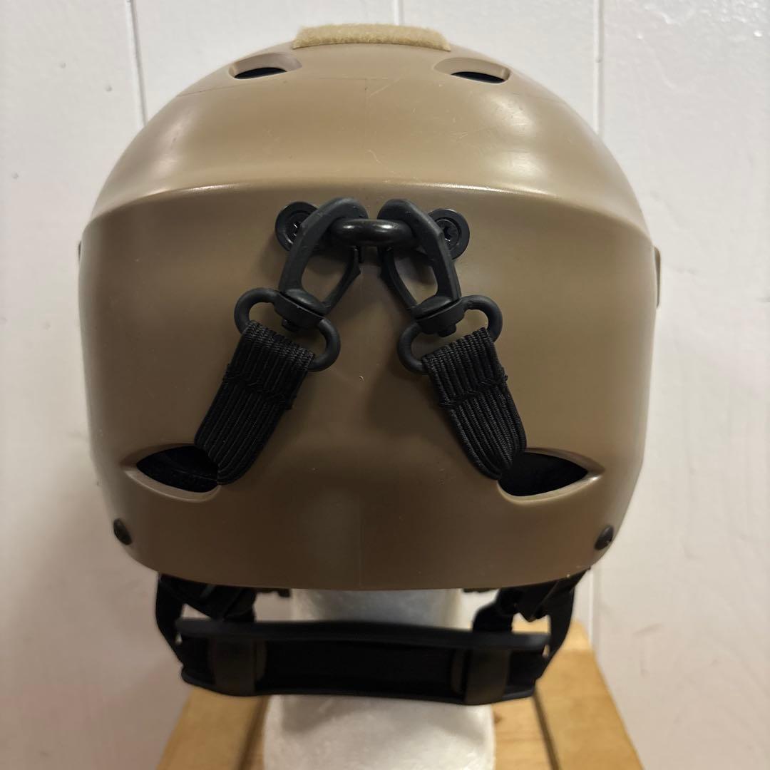 米軍　PT HELMET A−BRAVO トレーニング ヘルメット　MEDIUM