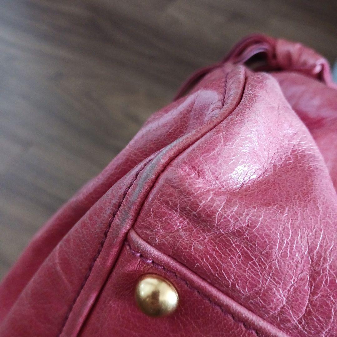 MIU MIU レザー ショルダーバッグ ピンク