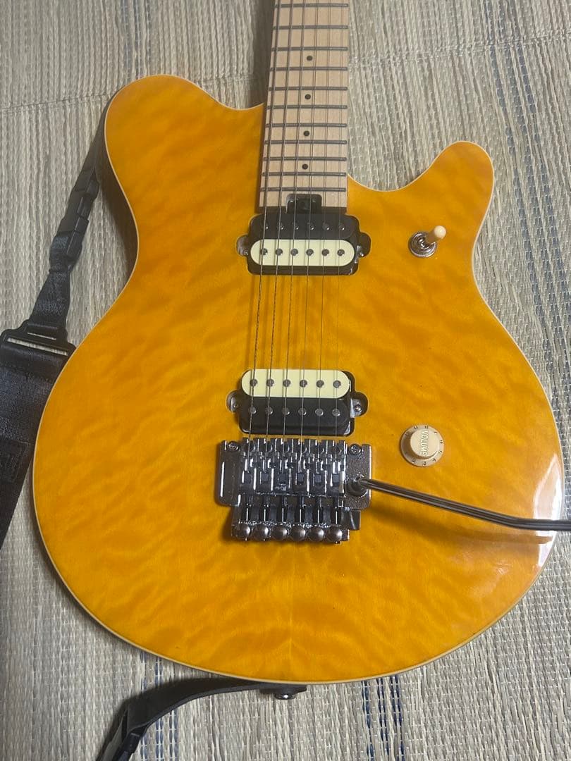 ミュージックマン風コピーモデルギター　AXIS