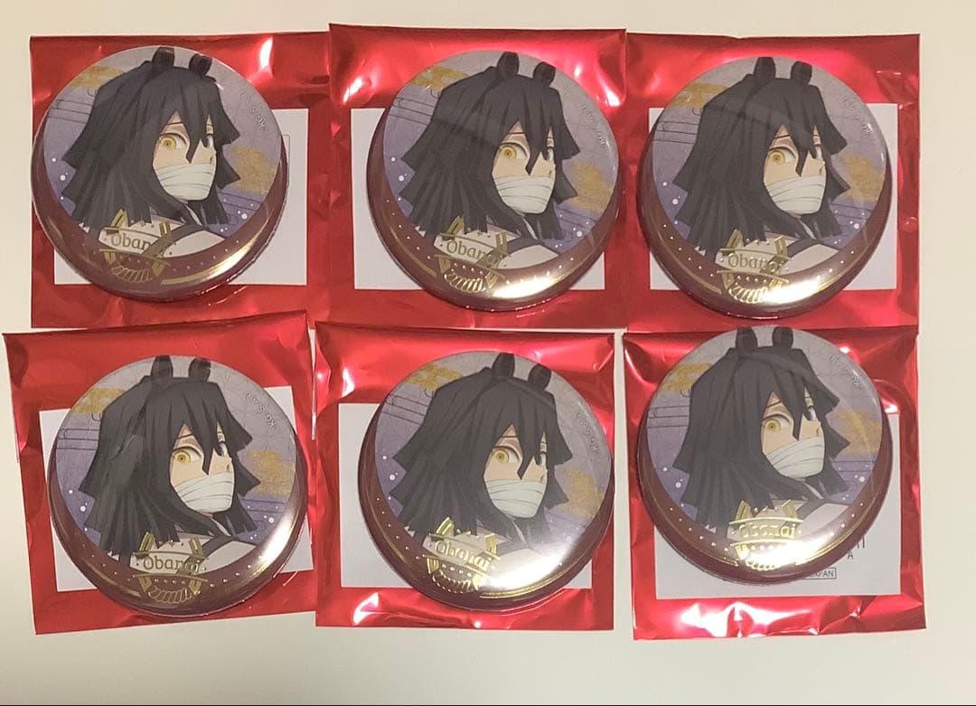 鬼滅の刃　ufotable 午年 箔押し缶バッジ 甘露寺蜜璃　伊黒小芭内　各6点