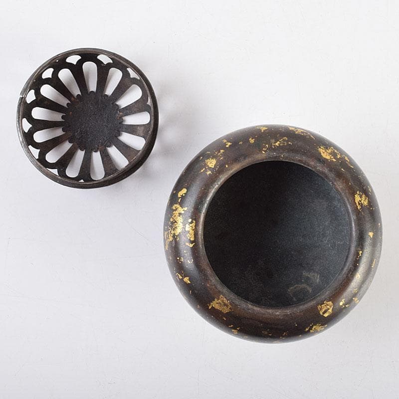 中国　古銅宣徳銅　灑金　三足香炉　火屋付　Y　R9437