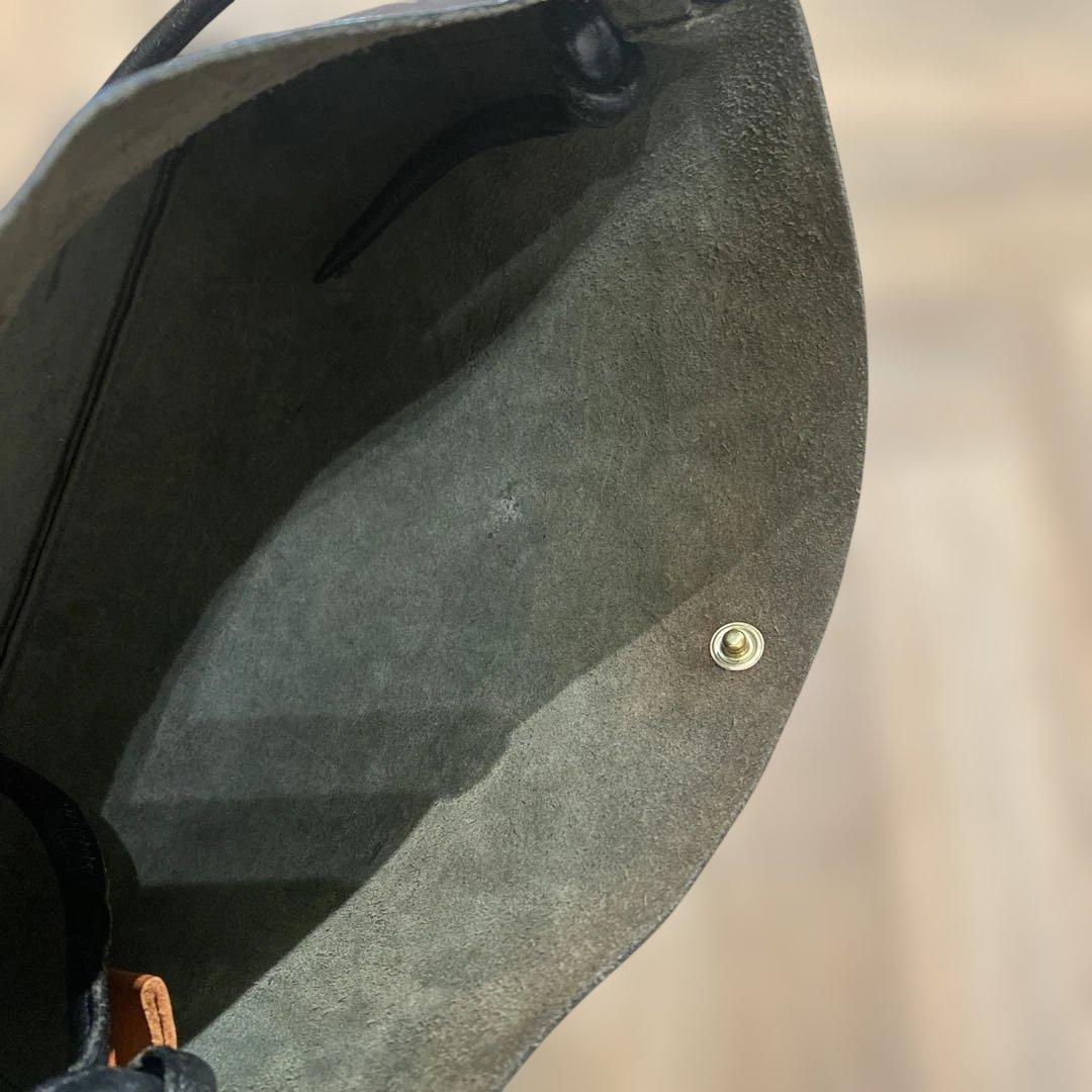 IL BISONTE(イルビゾンテ)クロスボディバッグ