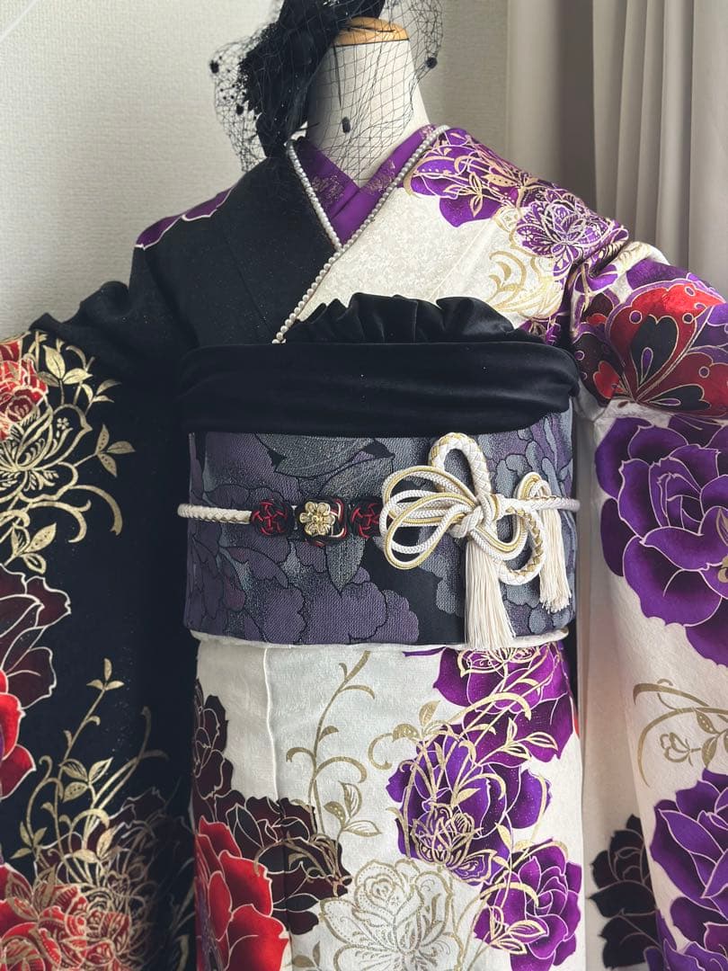 華やかな花柄振袖セット