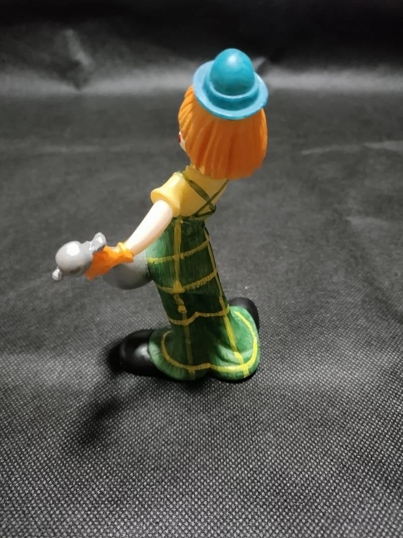 道化師 フィギュア