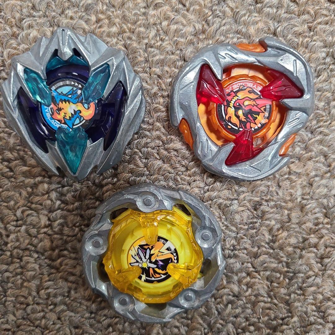 8*番様 【ベイブレードBAYBRADE X 】ブレード・ビット各１７個・ラチェ