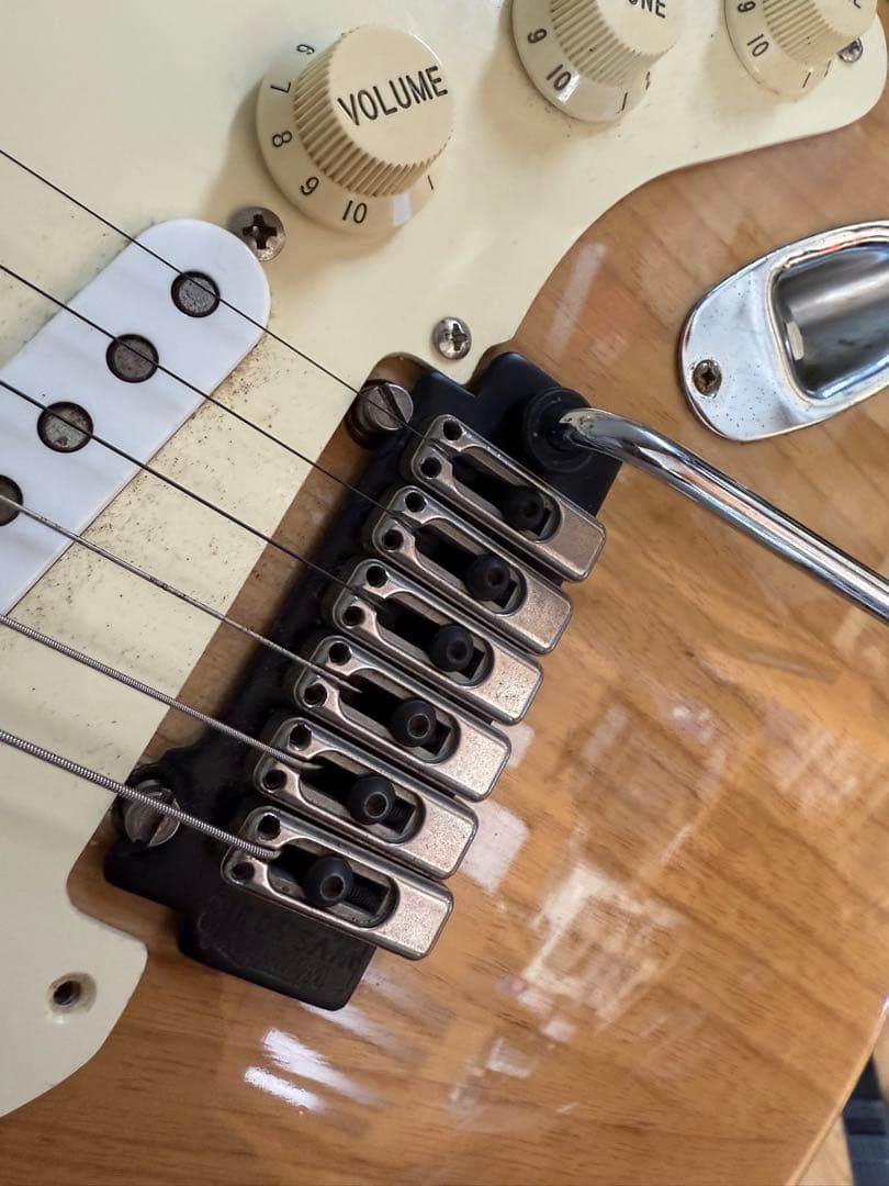 Washburn LS-87 ストラトキャスター