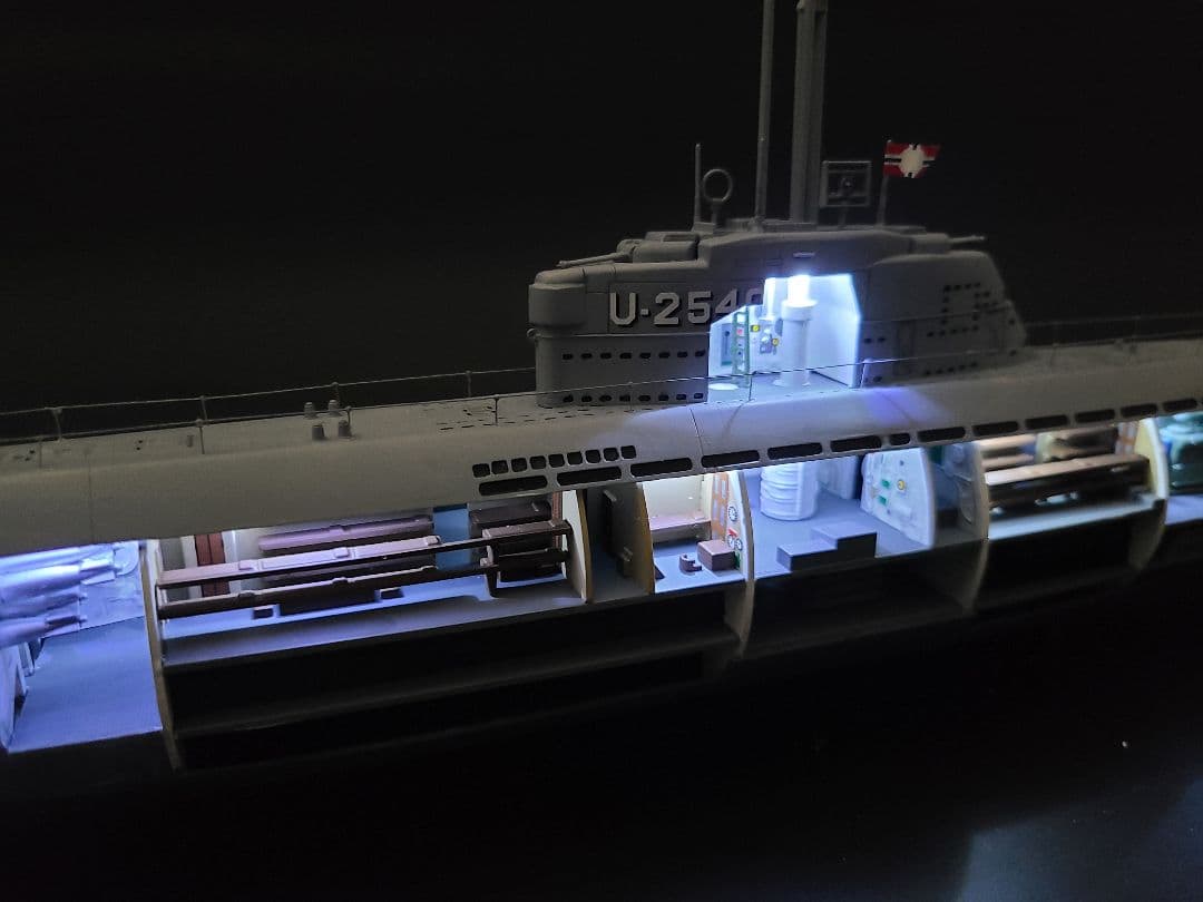 Uボート XXI型 U2540 LED仕様 完成品