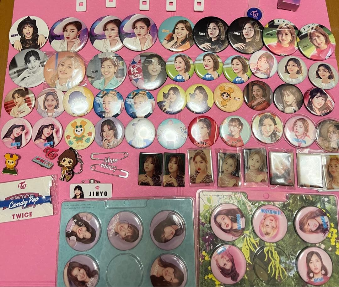 TWICE グッズ まとめ売り