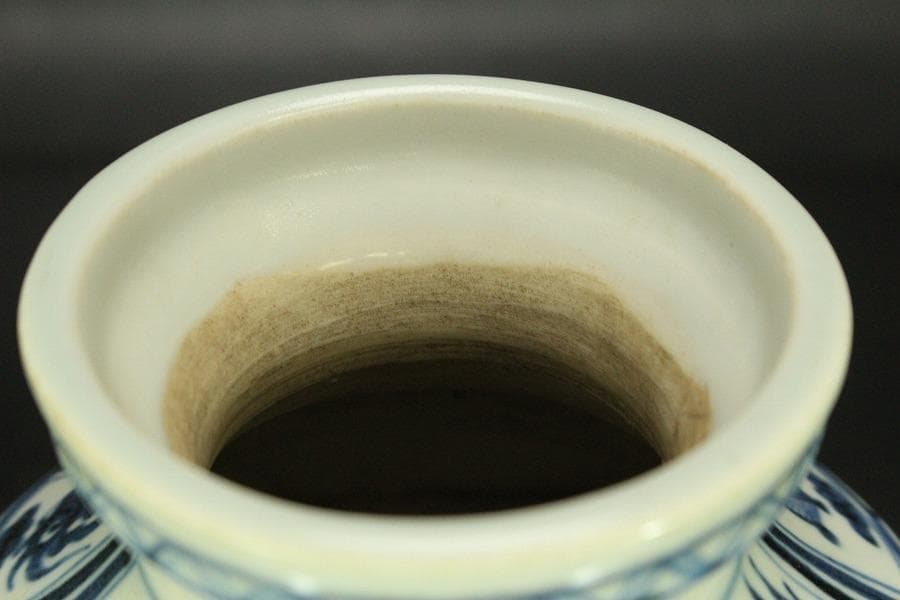 中国美術 青花 纏枝蓮花紋 獣耳 壷 高18.2cm(LC515)