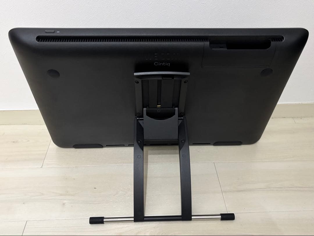 Wacom Cintiq 22 FHD（DTK2260K1D）