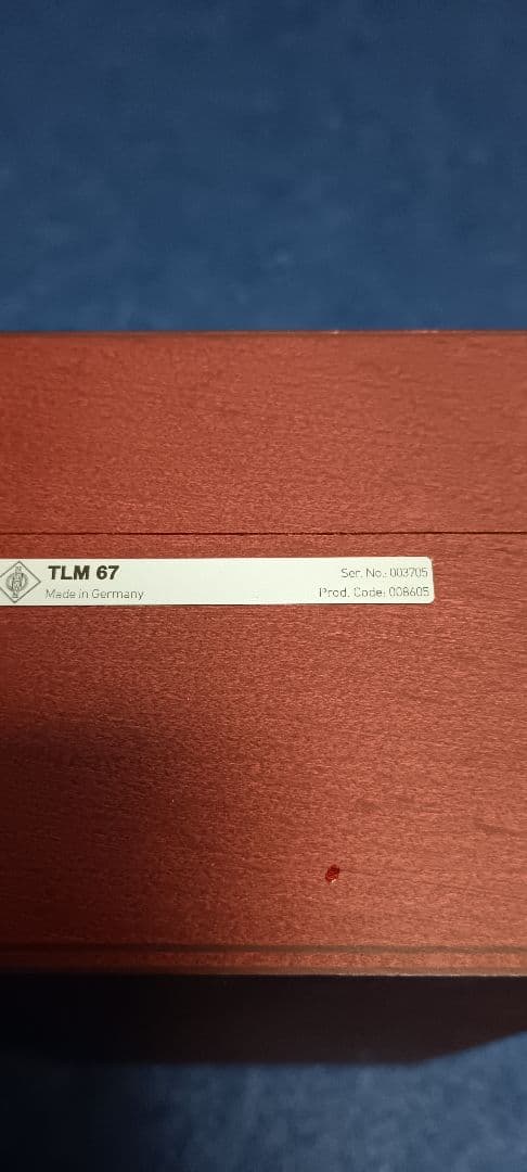 超美品　Neumann TLM67 ノイマン　 EA87付き　コンデンサーマイク