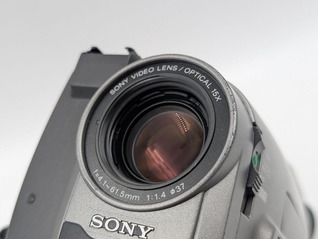 SONY ソニー 8mm テープ ビデオカメラ CCD-TRV513